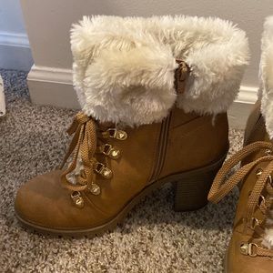 Guess heeled boots